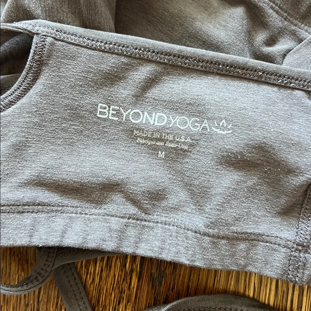 Beyond Yoga spacedye slim racerback bra & cropped tank in Brown - Picture 5 of 5